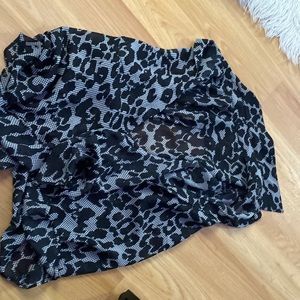 Blouses 2 in size s and black and white